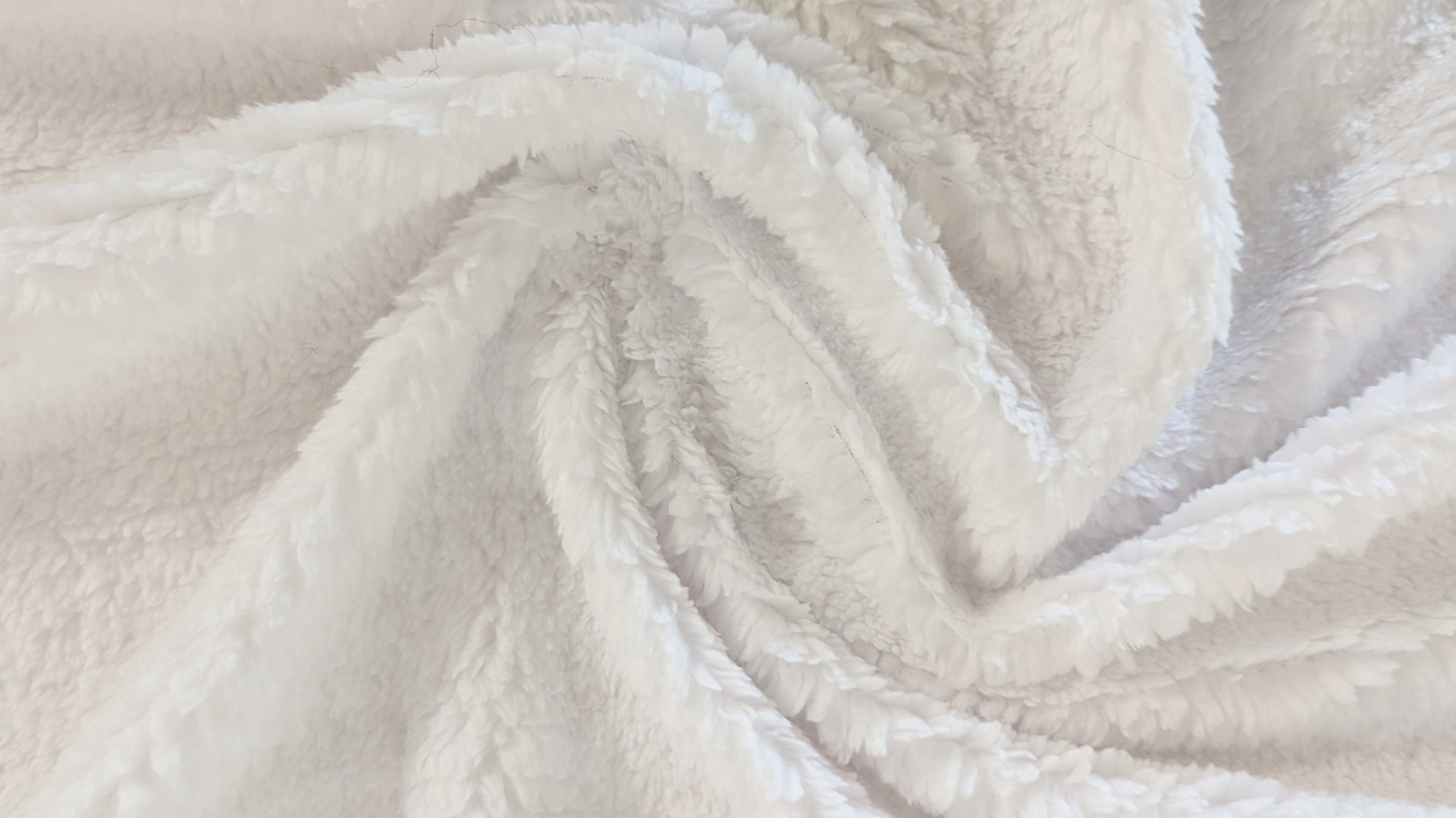 Cozy DIY: Crafting a Plush Pillow with Sherpa Fabric