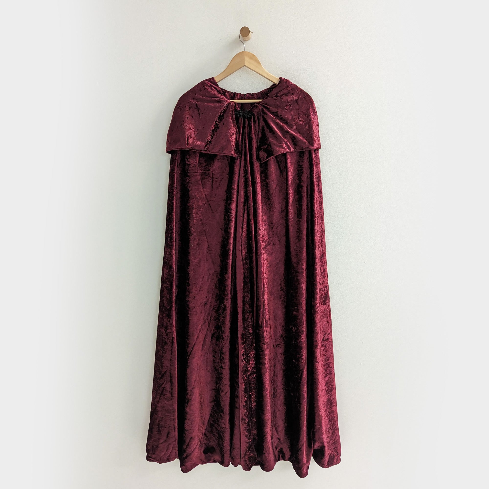 Sanderson Sister Hocus Pocus Hooded Cloak, Witch Cape with Hood