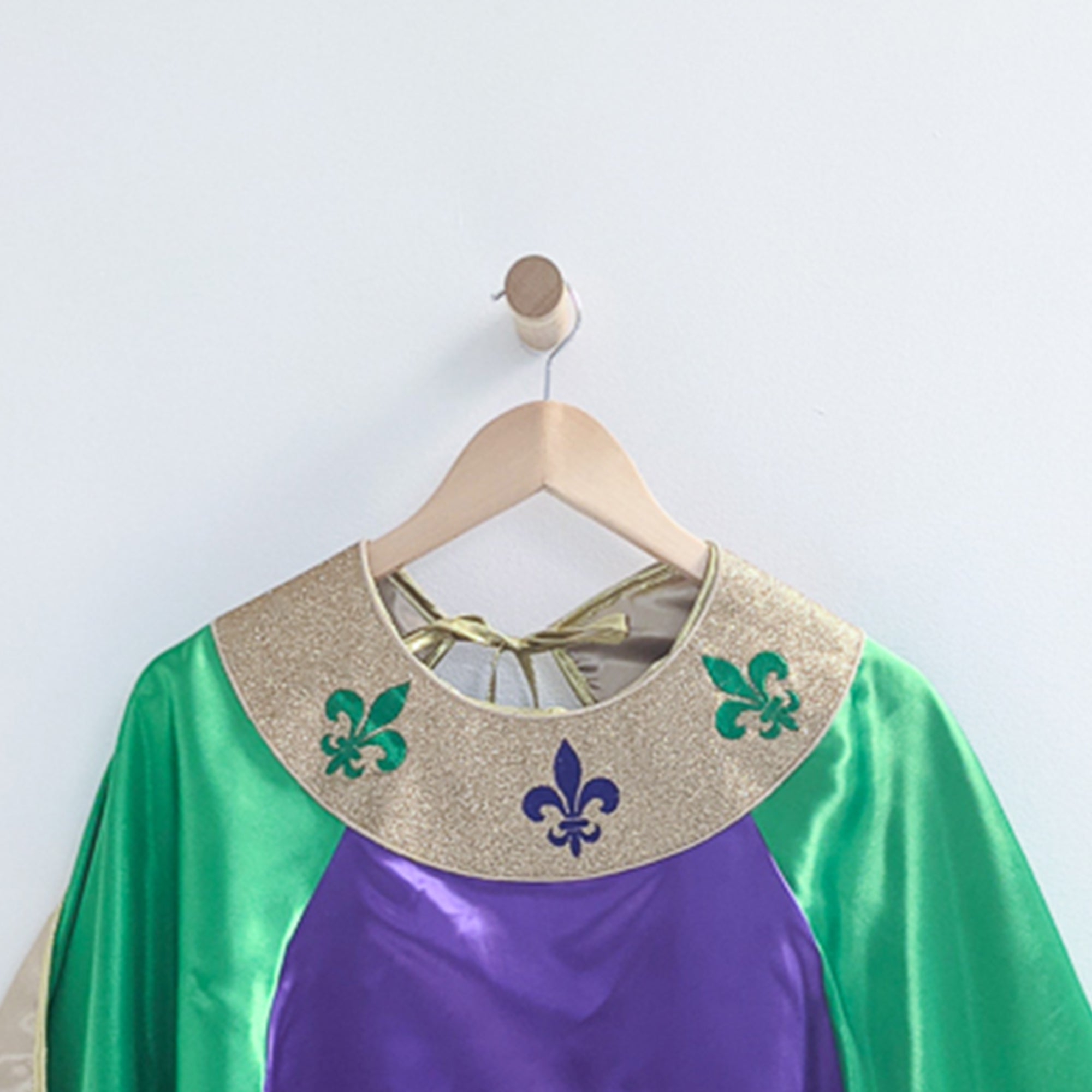 mardi gras parade krewe fat tuesday superhero cape fleur de lis new orleans