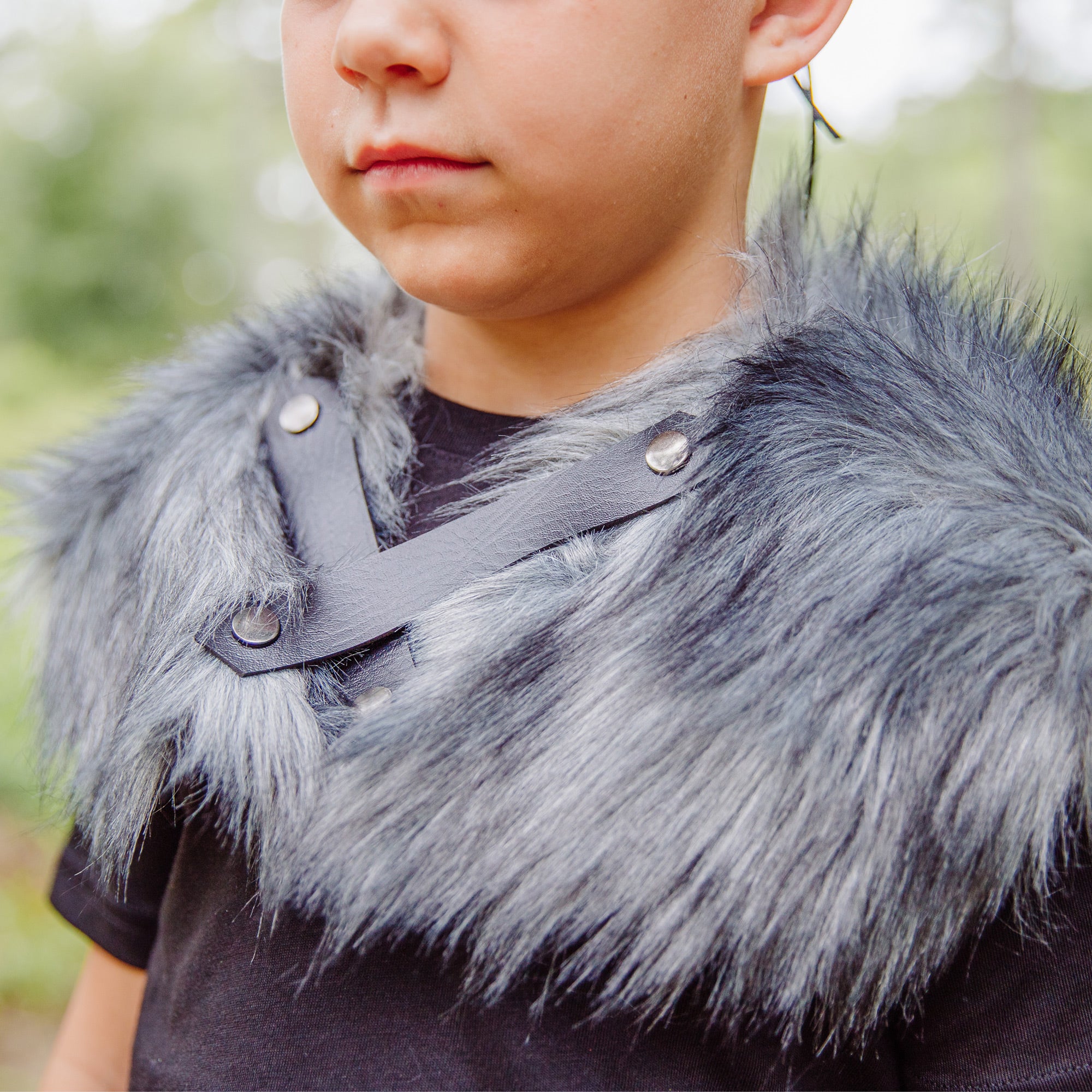 Fur Mantle Gray Leather Straps Medieval Knight King Cosplay Game of Thrones LARP Viking