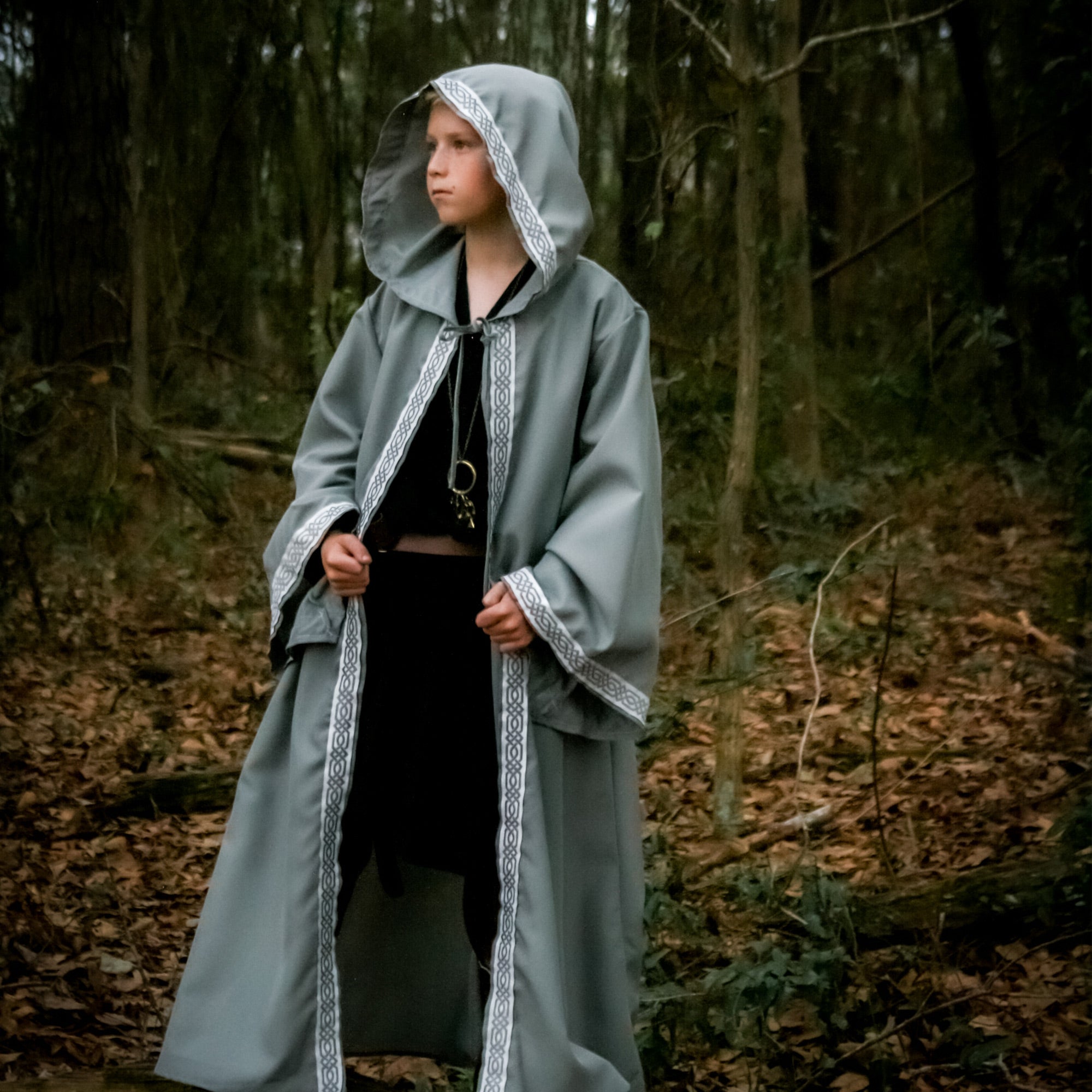 medieval celtic robe hooded jacquard trim sleeves Wizard Warlock Fantasy Renaissance costume cosplay LARP