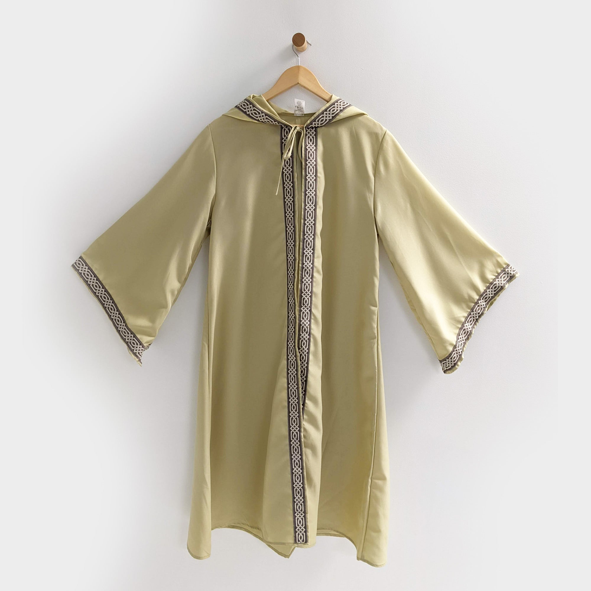 celtic robe hooded jacquard trim sleeves Wizard Warlock Medieval Fantasy Renaissance costume cosplay LARP