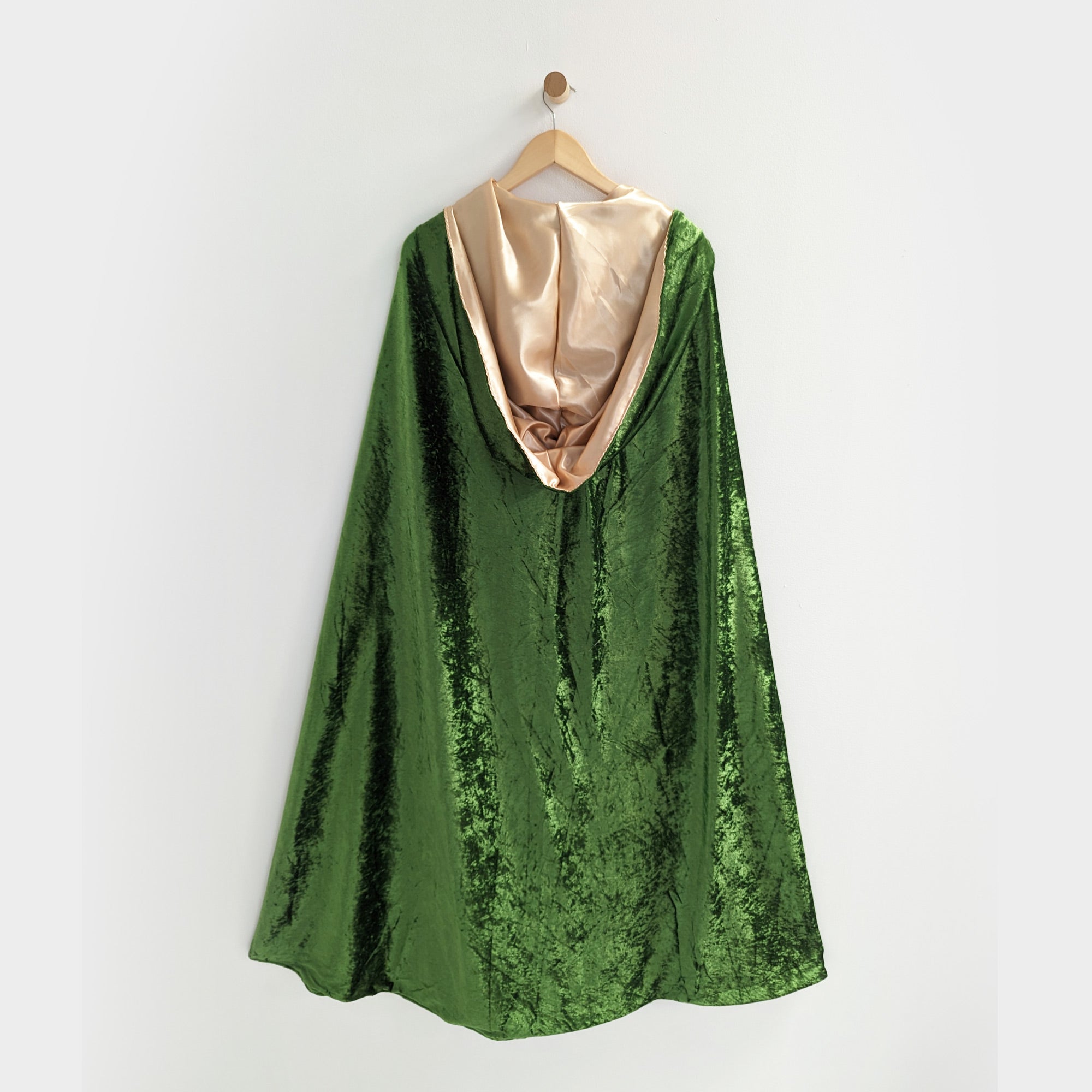 Willow Green Taylor Swift Hooded Medieval Renaissance Witch Cloak