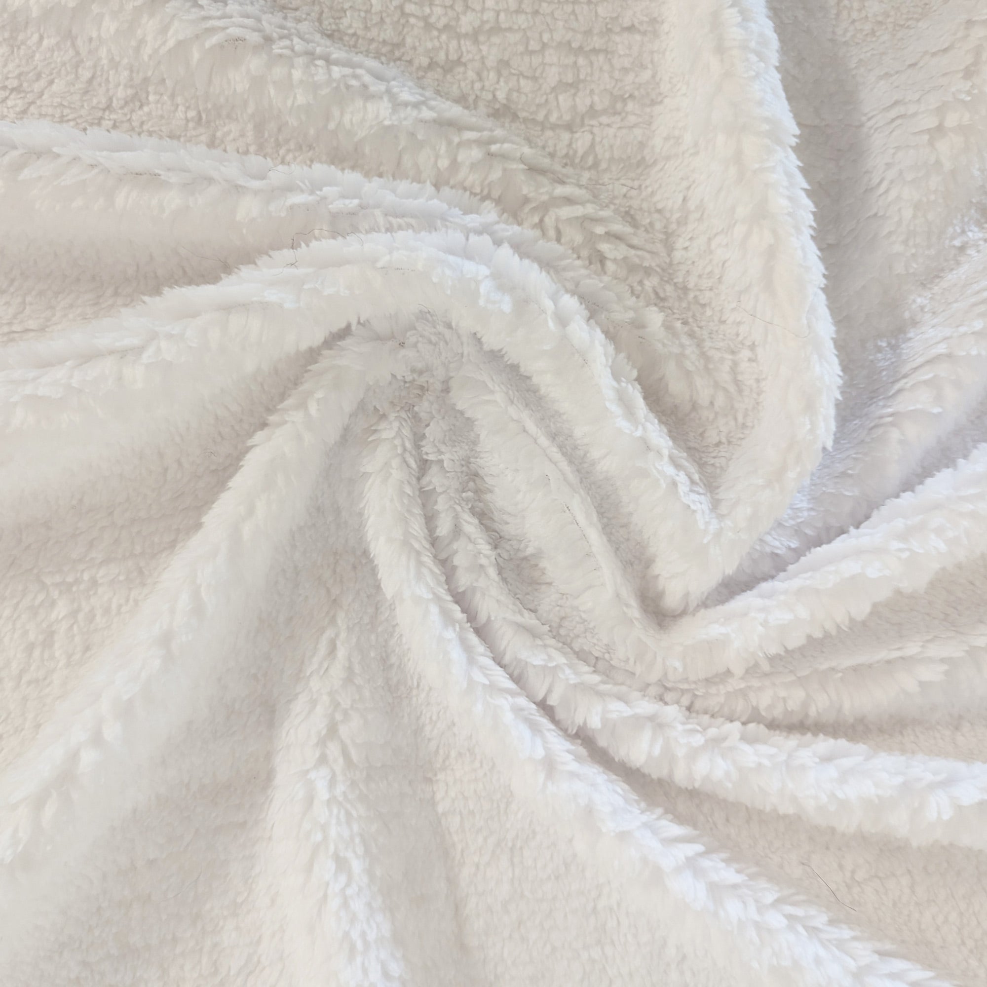 Cozy DIY: Crafting a Plush Pillow with Sherpa Fabric