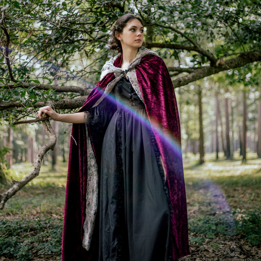 Medieval Princess Royal Cloak with fox fur trim metal clasp, Viking Renaissance Cape with hood