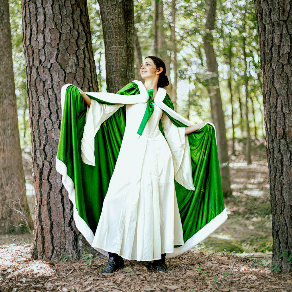 Medieval Princess Royal Cloak, Renaissance Bridal Wedding Cape with Sherpa Trim