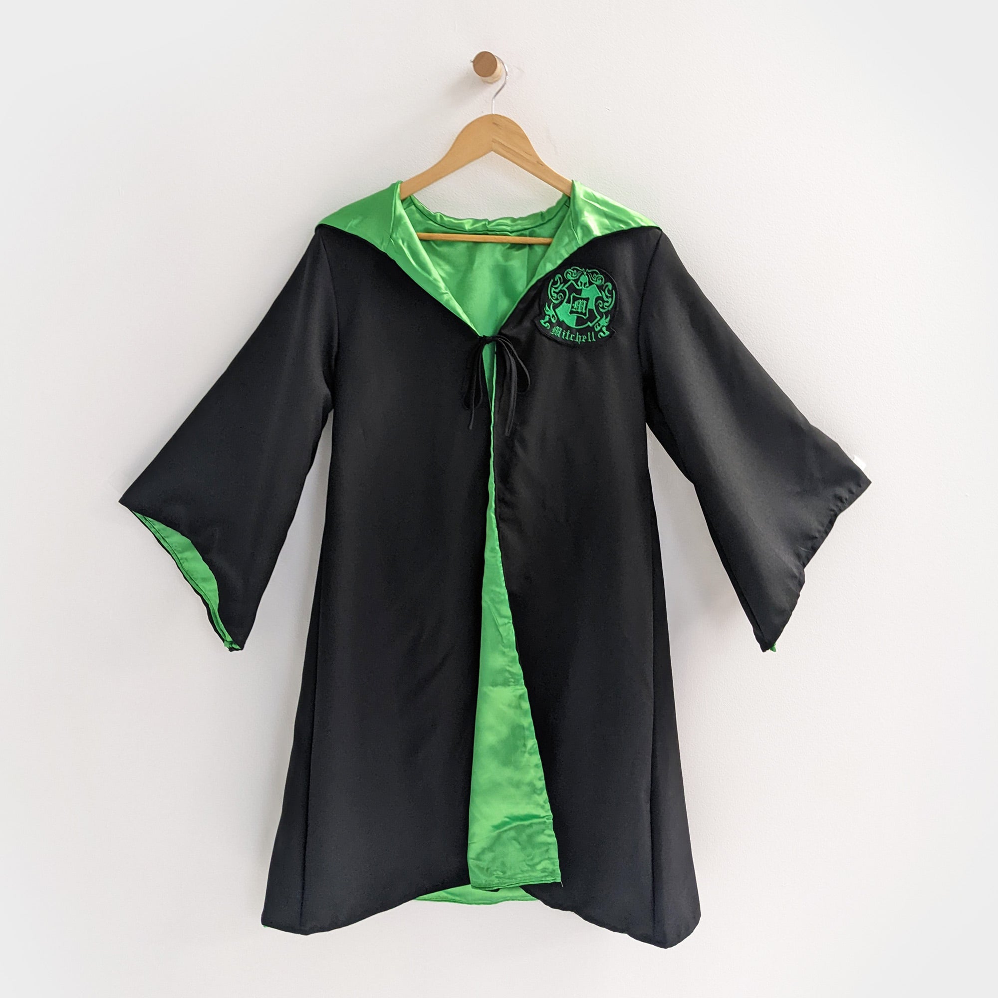 Black Harry Potter Wizard Robe with sleeves and hood, Hooded Renaissance Medieval Magician Cape, Hogswart Cosplay LARP Cloak