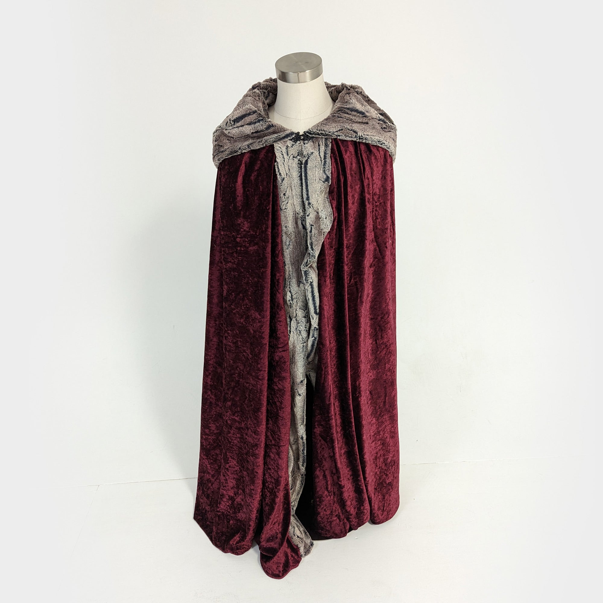 burgundy faux fox fur hooded cloak medieval cosplay