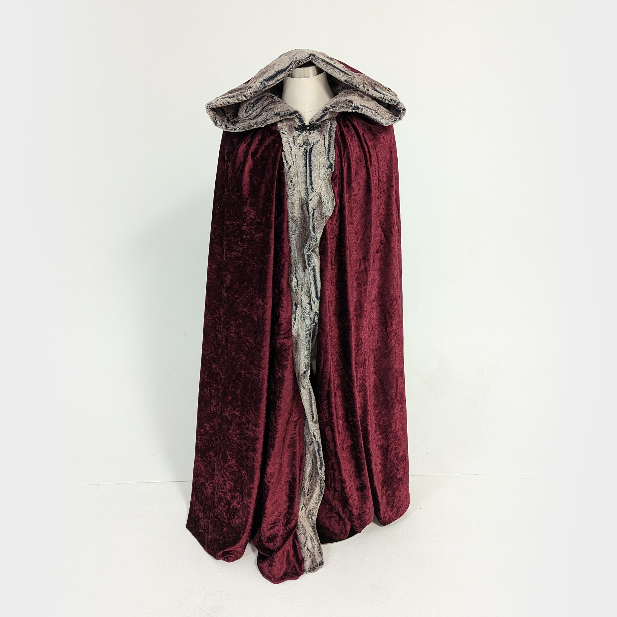 burgundy faux fox fur hooded cloak medieval cosplay
