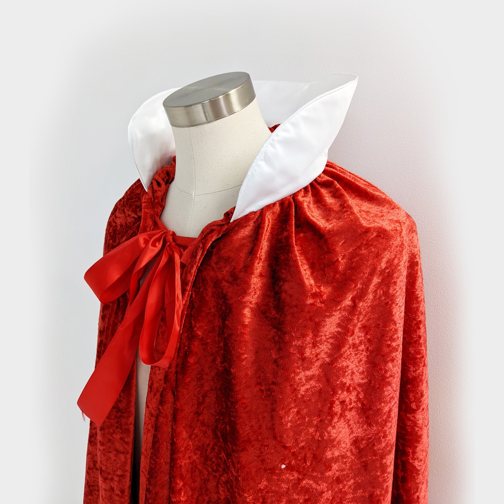 snow white princess costume halloween red cloak white collar satin ribbon tie velour